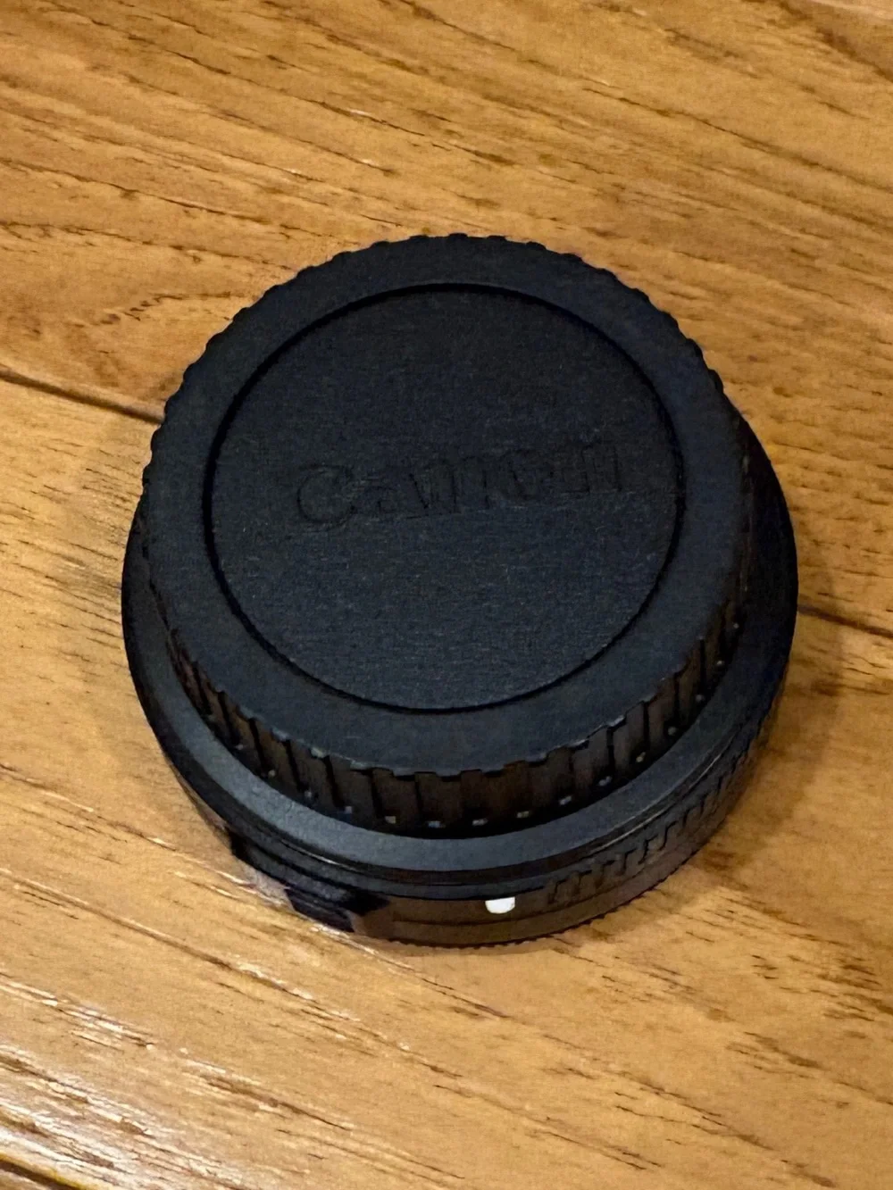 Canon EF-S 24mm f/2.8 STM Pancake Lens - Black